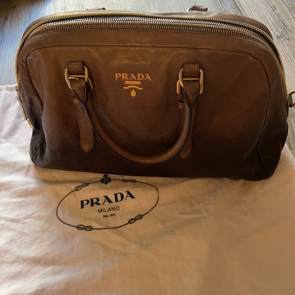 Authentic Prada Ombré Glacé Double Zipper - Picture 5 of 13
